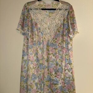 Vassarette Pastel Floral Lingerie